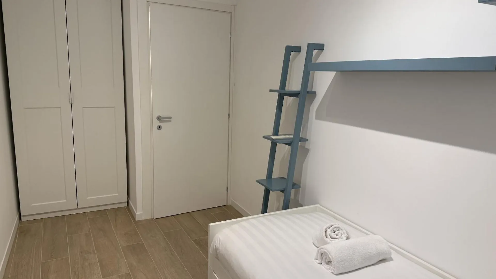 דירות מילאנו Enigmatic House With Private Garden איטליה